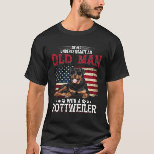 Unterschätzen Sie niemals ein Altes mit einem Rott T-Shirt