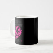 Unterschätzen Sie niemals ein Mädchen, das Bysketb Kaffeetasse (Vorderseite Links)