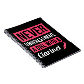 Unterschätzen Sie niemals ein Mädchen mit einem fr Notizblock (Rechte Seite)