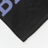 Unterschätzen Sie niemals eine alte Frau, die Dmin Fleecedecke (Ecke)