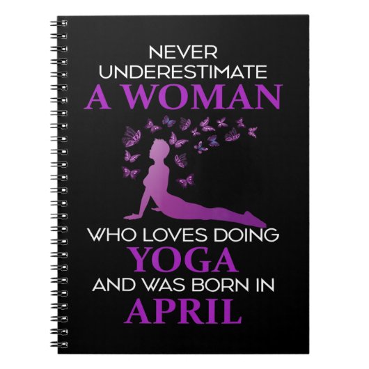 Unterschätzen Sie niemals eine Geborene Frau im Ap Notizblock (Vorderseite)