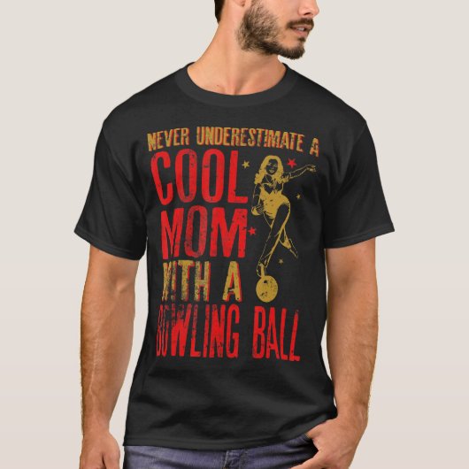 Unterschätzen Sie niemals eine Mama mit einem Bowl T-Shirt (Vorderseite)