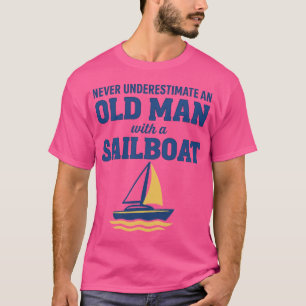 Unterschätzen Sie niemals einen alten Mann mit ein T-Shirt