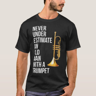 Unterschätzen Sie niemals einen alten Mann mit ein T-Shirt