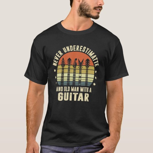 Unterschätzen Sie niemals einen alten Mann mit Git T-Shirt (Vorderseite)