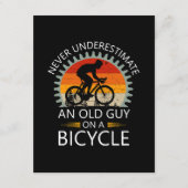 Unterschätzen Sie niemals einen alten Typ auf eine Begleitkarte (Vorderseite)