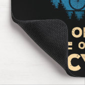 Unterschätzen Sie niemals einen alten Typ auf eine Mousepad (Ecke)