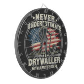 Unterschätzen Sie niemals einen Trockenfahrer mit  Dartscheibe (Vorderseite Links)