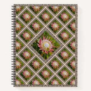 Unterschiedliches Notebook mit hübschen Proteas Notizblock