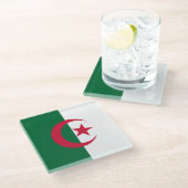 Untersetzer aus Glas mit algerischer Flagge (Schrägansicht)