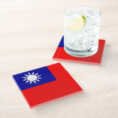 Untersetzer aus Glas mit taiwanischer Flagge (Schrägansicht)