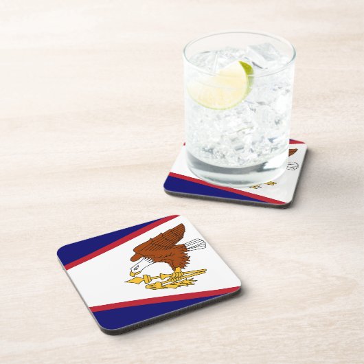 Untersetzer aus hartem Kunststoff mit der Fahne am (Rechte Seite)