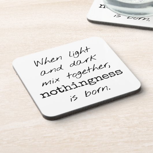 Untersetzer aus hellem und dunklem Kunststoff (Linke Seite)