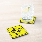 Untersetzer aus Kunststoff, sicher platziert (Rechte Seite)