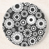 Untersetzer aus Schwarz und Weiß (Vorne)