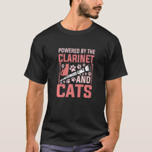 Unterstützt Durch Die Klarinette Und Katzen Klari T-Shirt
