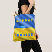 Unterstützung der Ukraine - Frieden - Flagge der U Tasche (Von Nahem)