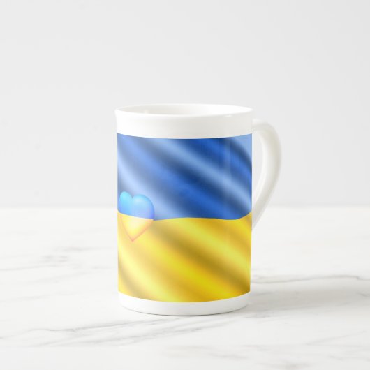Unterstützung der Ukraine Tasse ukrainische Flagge (Vorderseite Rechts)