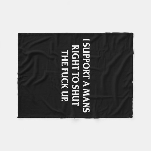 Unterstützung eines Mans, der das Recht hat, den a Fleecedecke (Vorderseite (Horizontal))