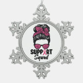 Unterstützung von Squad Messy Bun Pink Krieger Bru Schneeflocken Zinn-Ornament (Vorderseite)