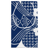 Unterwasserfischdesign mit blauem Hintergrund Kleine Geschenktüte (Rückseite)