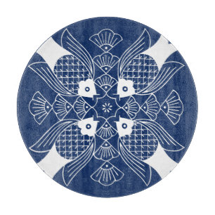 Unterwasserfischdesign mit blauem Hintergrund Schneidebrett