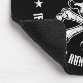 untote lebende Tote des Zombiejägers Mousepad (Ecke)