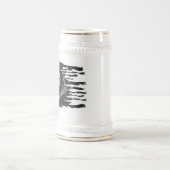 Unverschämtes Vermögen Tattered Flaggen-Krug Bierglas (Mittel)