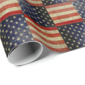Unwetterte, beängstigende amerikanische Flagge Geschenkpapier (Rolleneckpunkt)