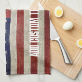 Unwetterte, beängstigende amerikanische Flagge Geschirrtuch (Viertel Falte)