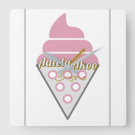 Unwiderstehliche Eiscreme-Uhr von Adiela Akoo Quadratische Wanduhr