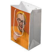 Upload Your Funny Photo Selfie Party  Mittlere Geschenktüte (Vorderseite Schrägansicht)