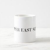 Upper East Side Tasse | NYC Manhattan Typografie (Mittel)