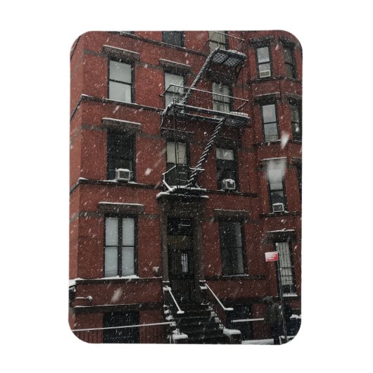 Upper West Side Brownstone Fire Escape NYC Schnee Magnet (Vertikal)