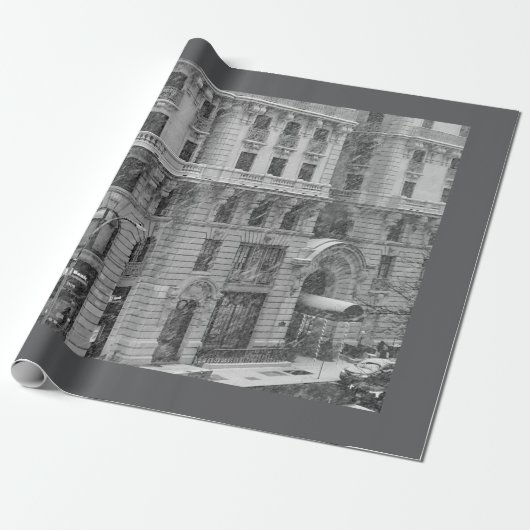 Upper West Side Winter Wrapping Paper Geschenkpapier (Ungerollt)