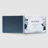 üppige bläuliche Marinebarnen und staubige Blumen  Gästebuch (Voll)