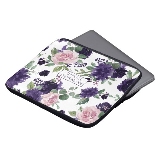 üppige Blüten | Monogramm Lila und rosa Muster Laptopschutzhülle (Vorne Oben)