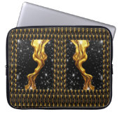 Üppiger Galaxy Stream Liquid Gold Black Monochrom Laptopschutzhülle (Vorderseite)