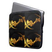 Üppiger Wirbel Flüssiges Gold Schwarzes Monochro A Laptopschutzhülle (Vorderseite Links)