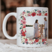 üppiges klassisches Blumenfest botanisches Foto Kaffeetasse
