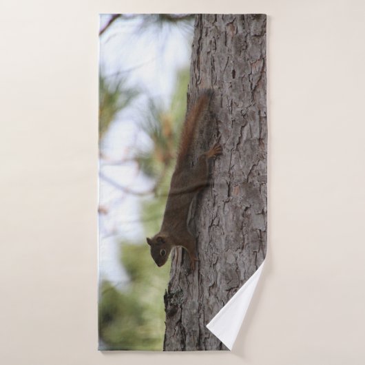 Upside Down Squirrel Bath Towel Badehandtuch (Badehandtuch)