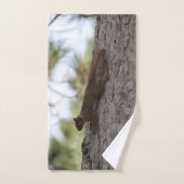 Upside Down Squirrel Towel Set (Handtuch)