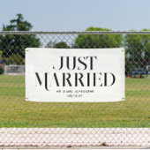 Uptown Just Married Car Banner (Insitu)