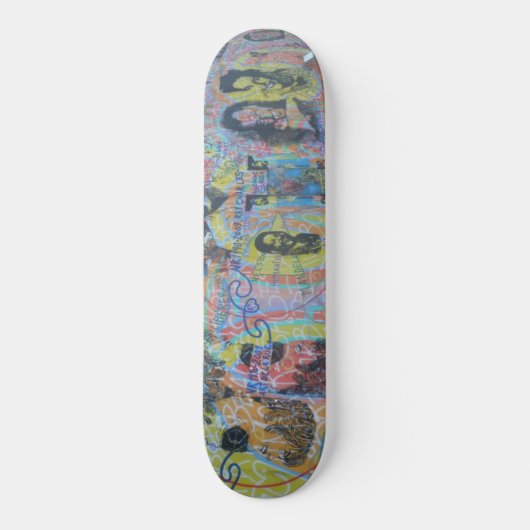 Urba Graffiti Wall Art Skateboard (Vorderseite)