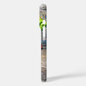 Urban Alien Basketball Player - Comic Style Art Case-Mate iPhone Hülle (Rückseite / Links)