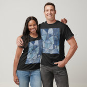 Urban Denim: gestörtes Patchwork-Design T-Shirt (Unisex)