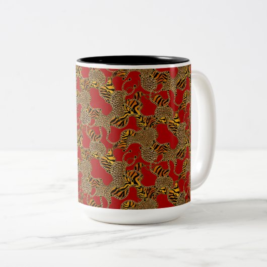 Urban Glam Animal Print With Chains On Red Zweifarbige Tasse (VorderseiteRechts)