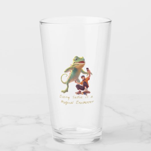 Urban Glide - Selfie mit einem Riesen-Chameleon Glas (Vorderseite)