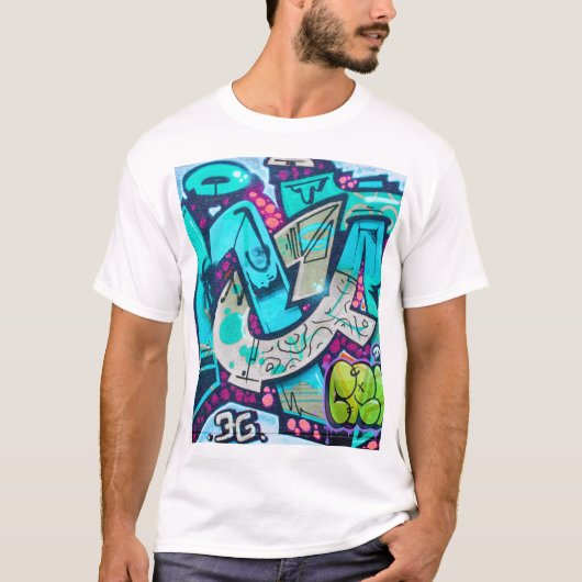 Urban Graffiti Street Art Style T-Shirt (Vorderseite)