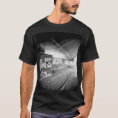 URBAN LONDON FOTO: UNTER DEM WESTWAFFENFLYOVER T-Shirt (Vorderseite)
